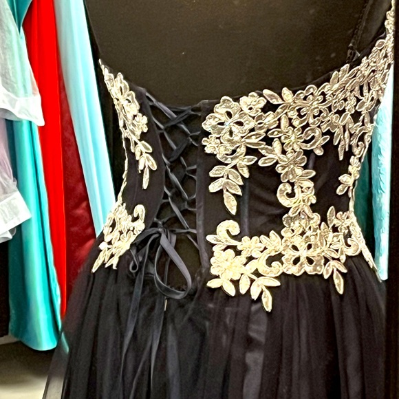 Beautiful navy long dress - Picture 3 of 3